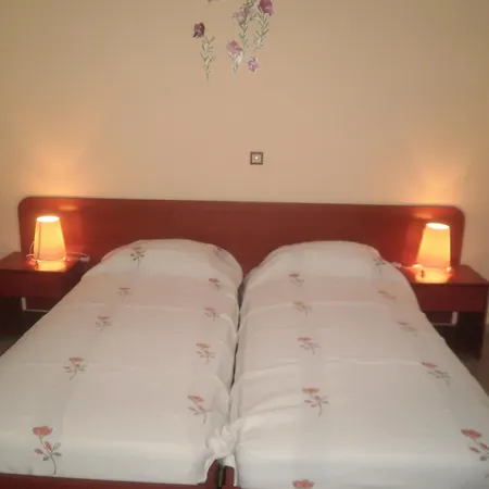 Alkioni Apartamento